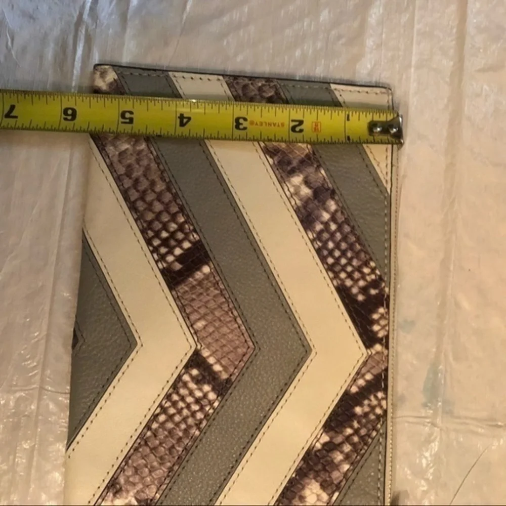 Michael kors white python embossed leather chevron large wristlet bag